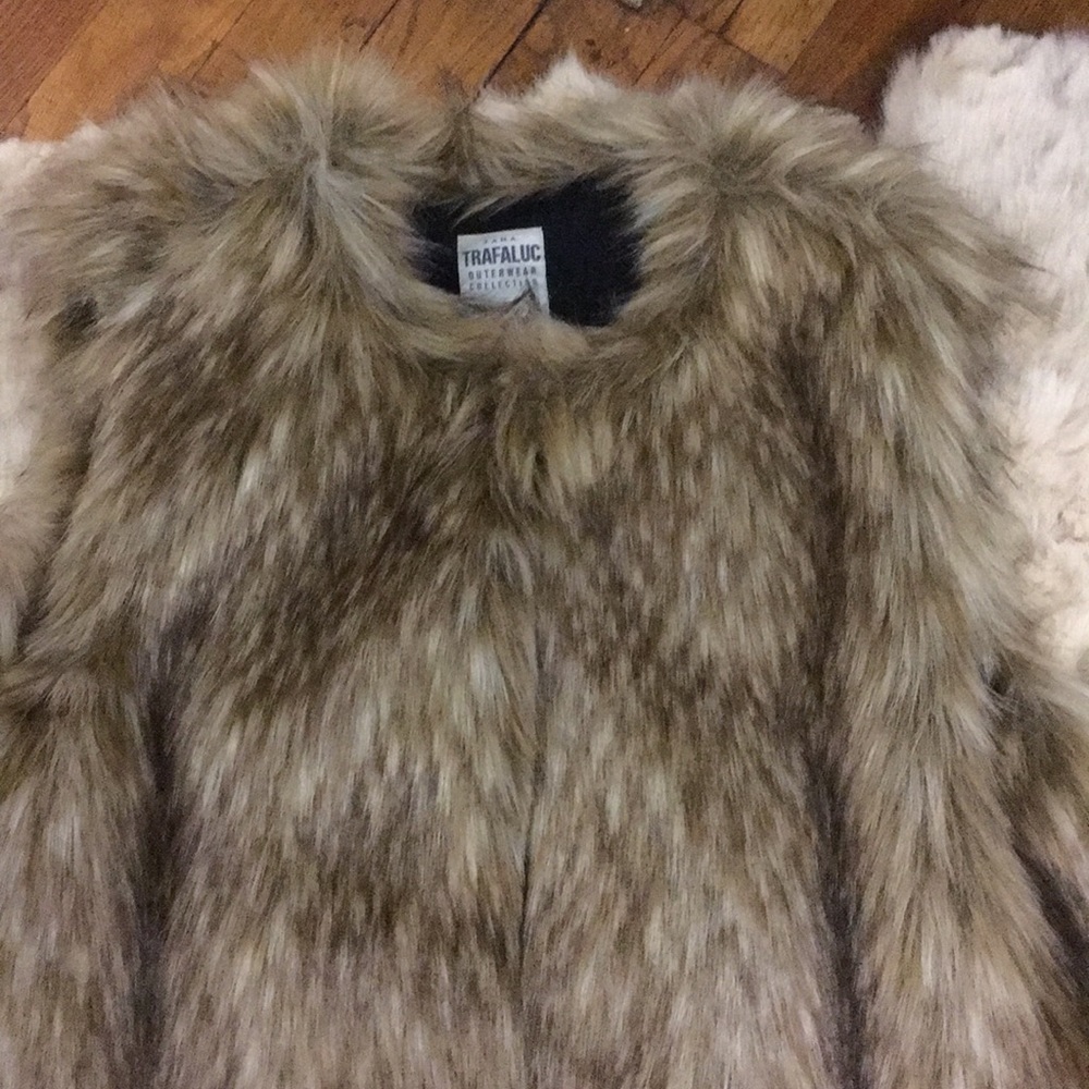 NEW Zara Vest Fur Coat - Picture 6 of 7